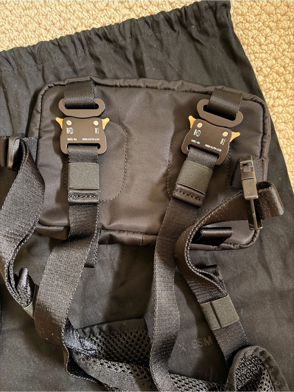 1017 ALYX 9SM Mini Chest Rig - Picture 2 of 3